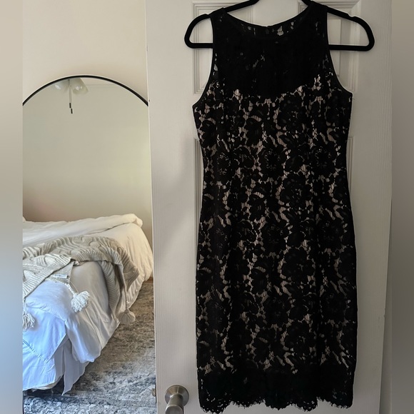 White House Black Market Dresses & Skirts - White House Black Market lace black dress
